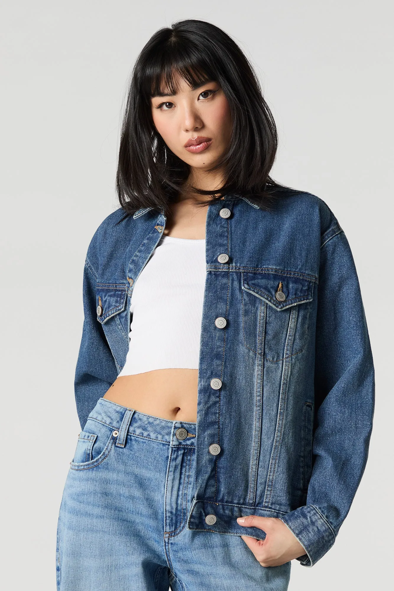 Blouson de style camionneur de coupe garçonne en denim