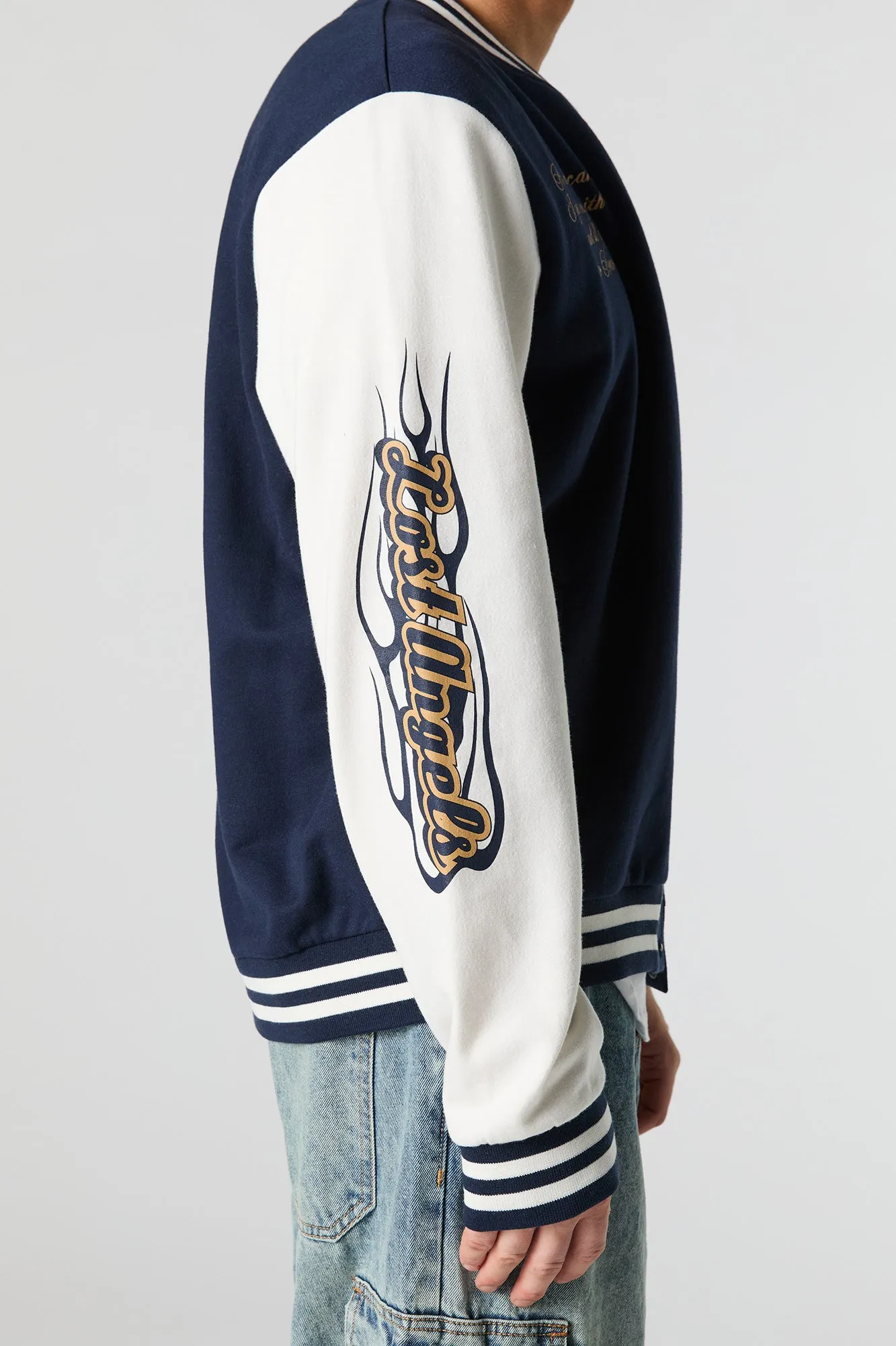 Blouson de style universitaire en molleton imprimé avec motif brodé