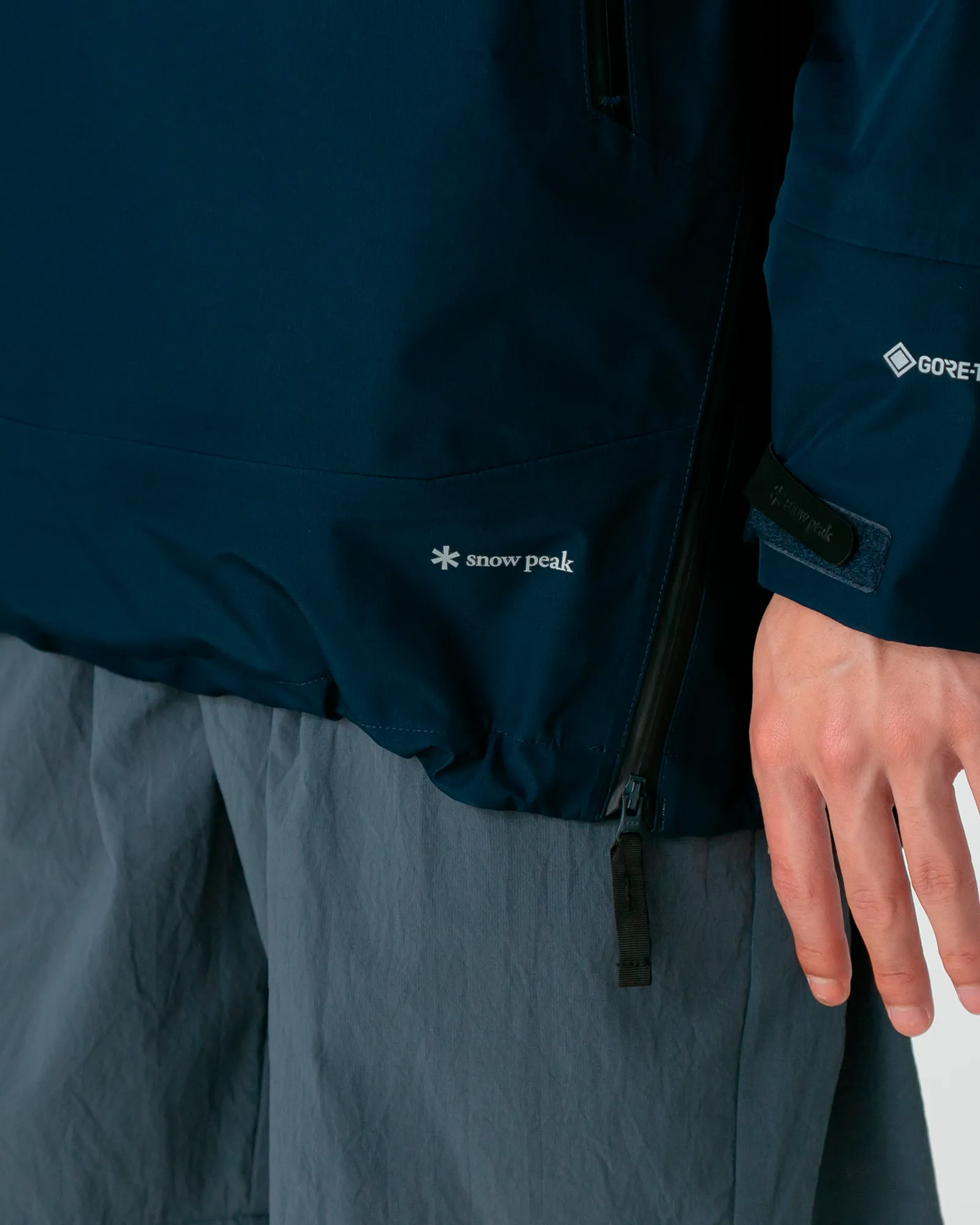 GORE-TEX Rain Pullover