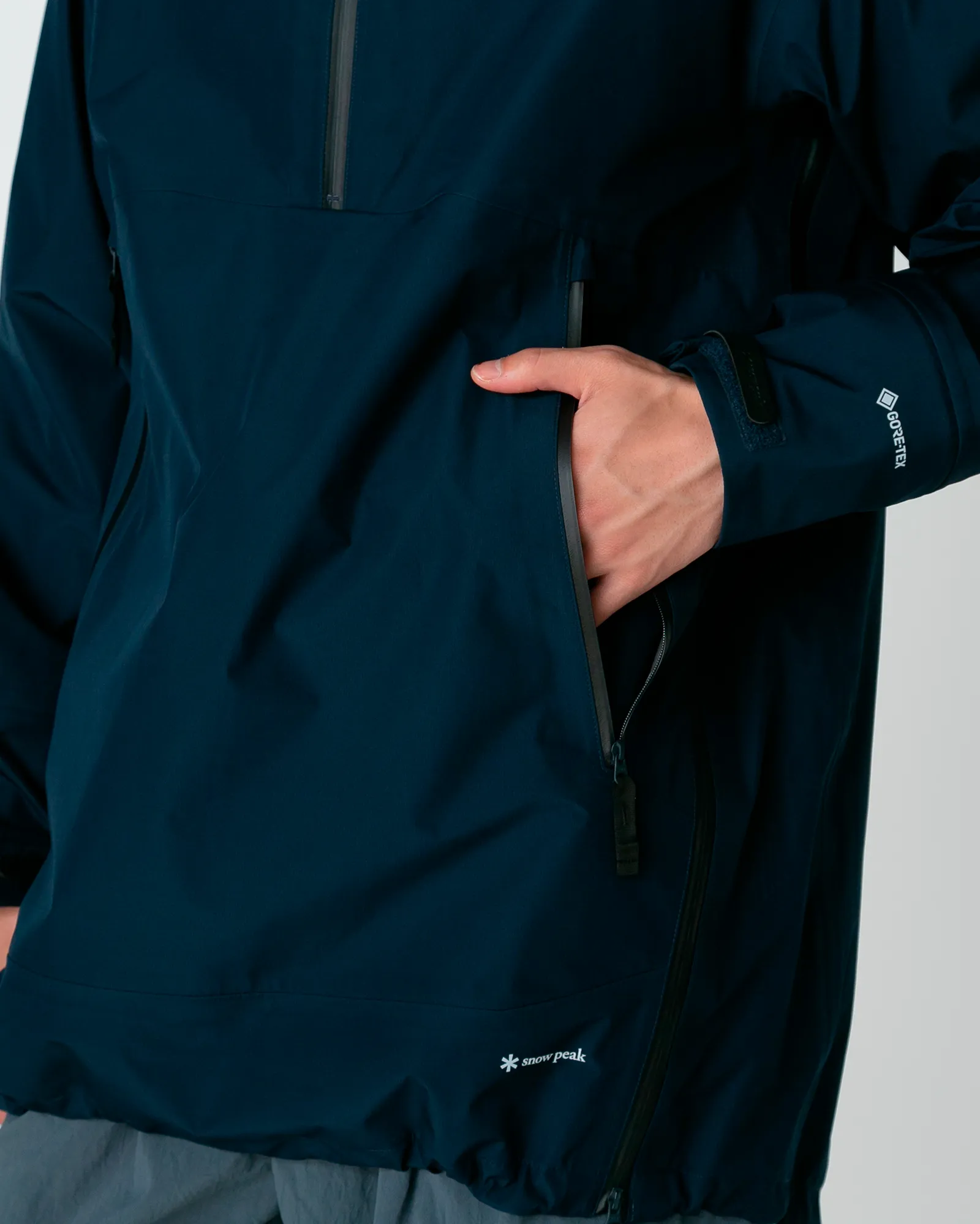 GORE-TEX Rain Pullover