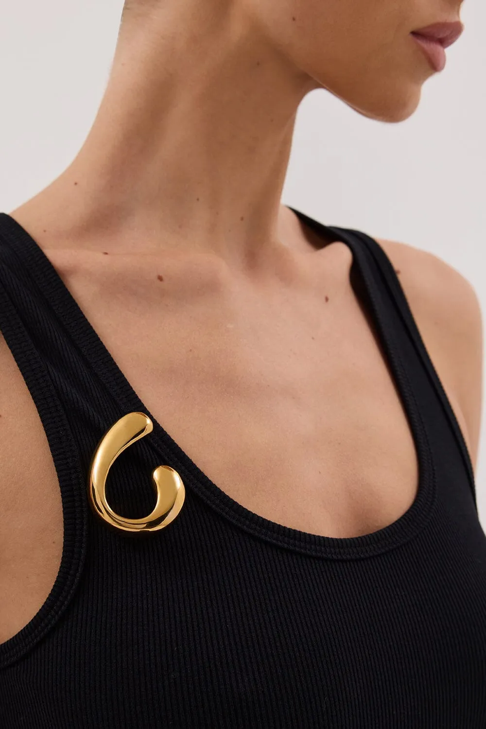 HEAVEN MAYHEM TWIST BROOCH GOLD