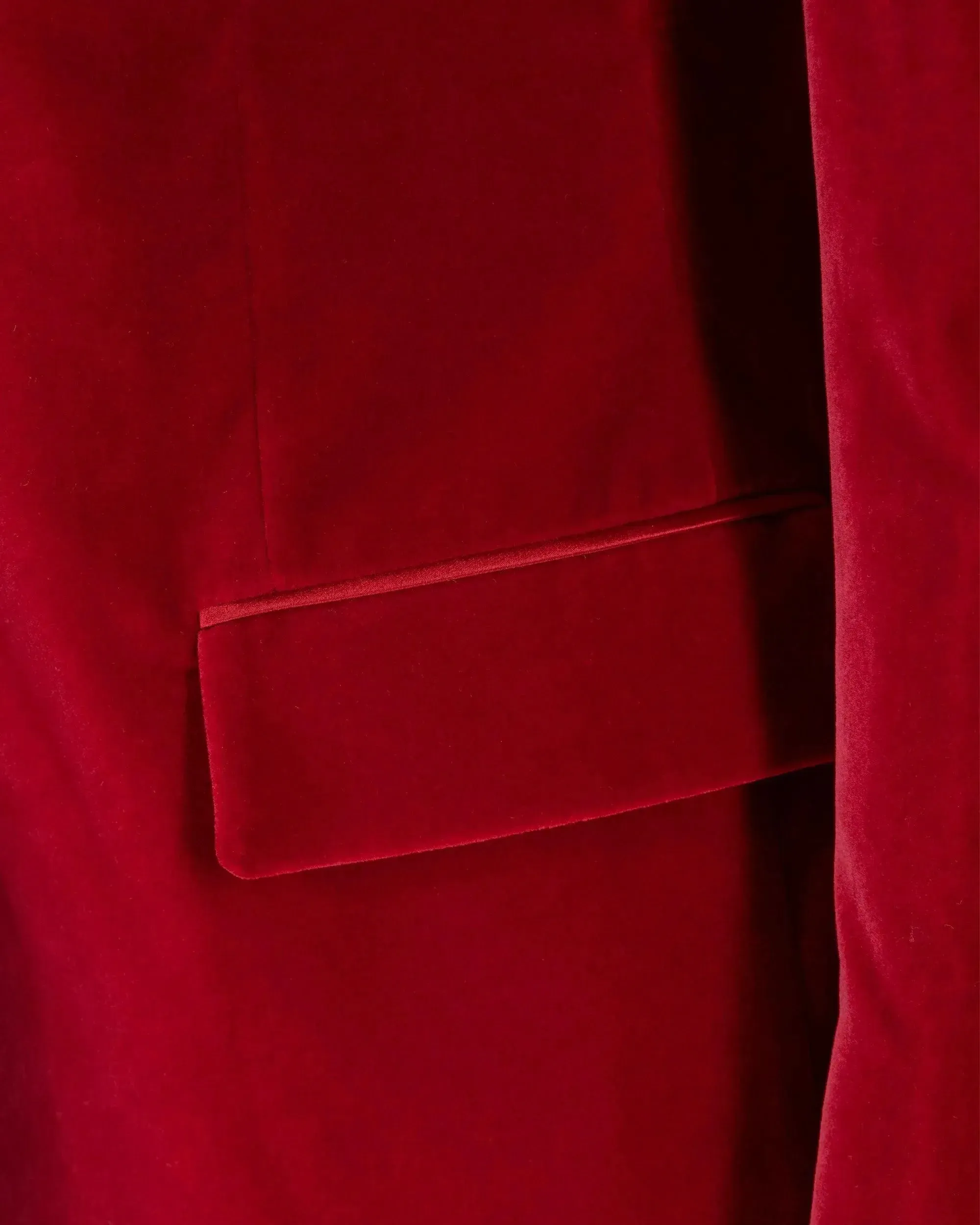 Peak Lapel Velvet Blazer
