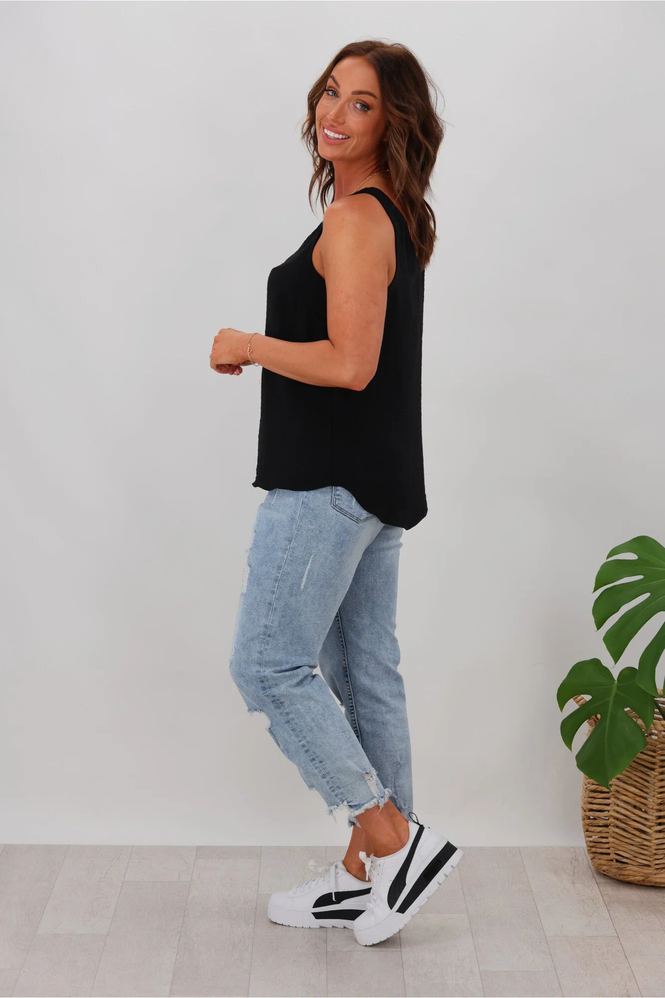 Shine On Label Amelia V Neck Cami Black