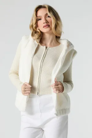 Veste à capuchon en similifourrure